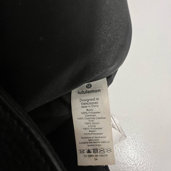 LULULEMON • BAGS
Women • tote bag color black With strap included - Picture 7 of 13